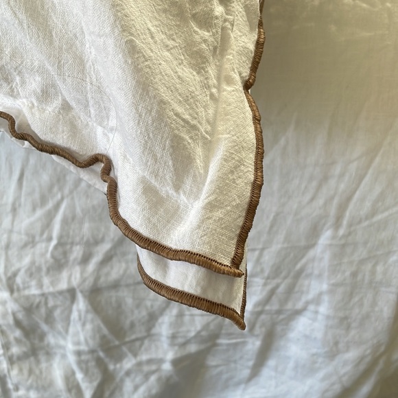 Threshold | Double Flange Merrow Stitch Duvet Cover & Sham Set | King | White - Picture 3 of 3